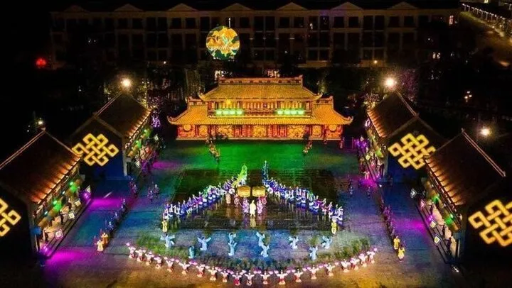 Tinh hoa Việt Nam