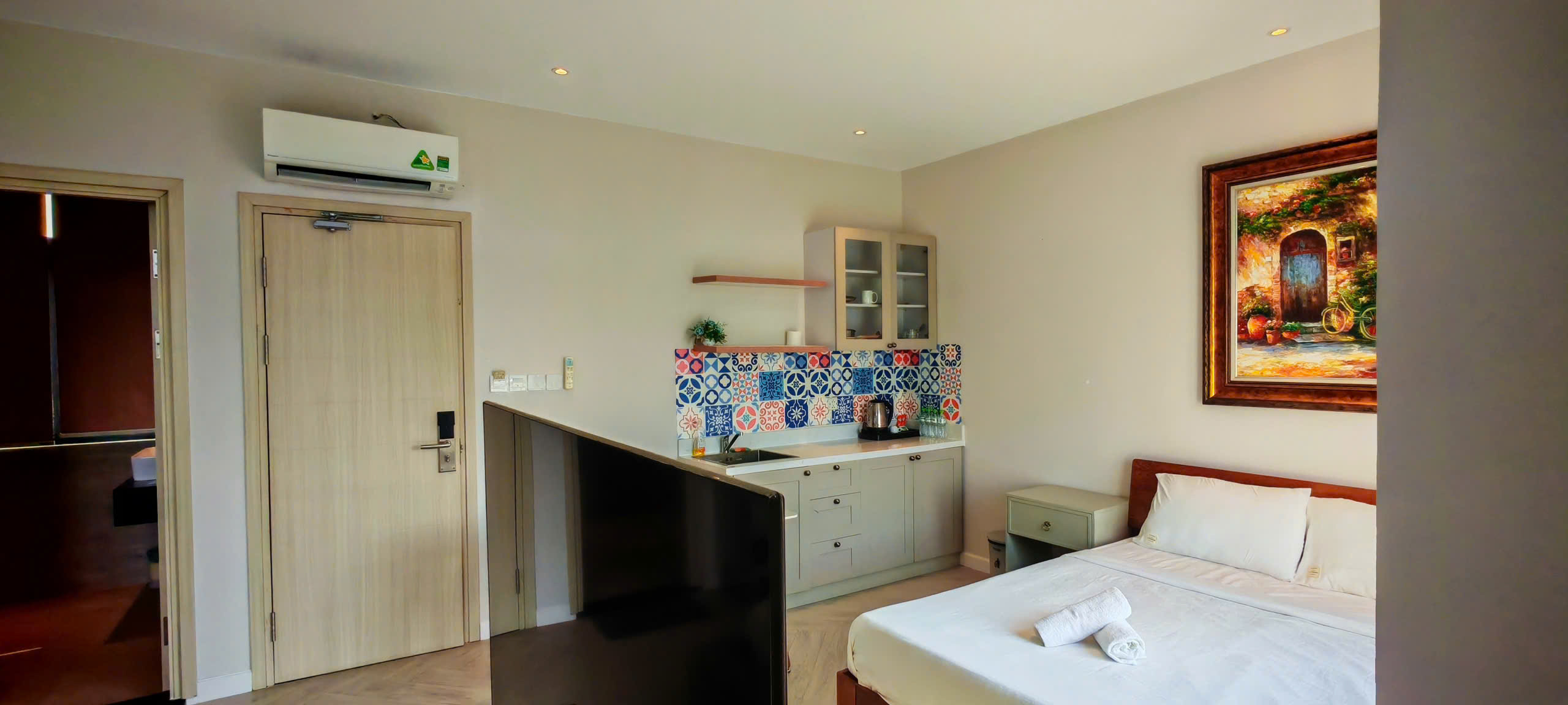 Studio Apartment 2